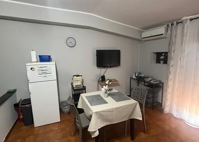 Terrazza Dei Tramonti לינה וארוחת בוקר Falerna Scalo